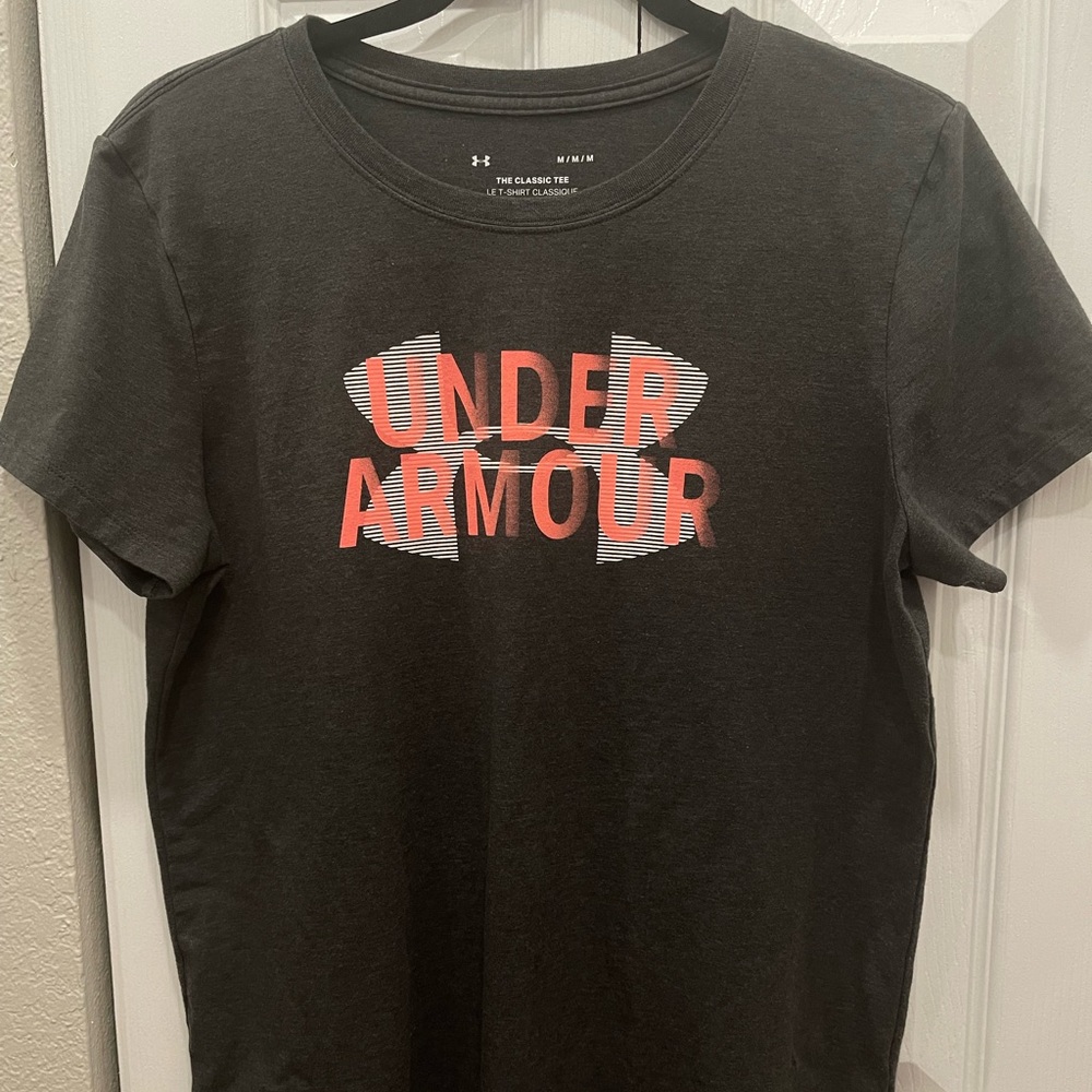 Under Armour t-shirt